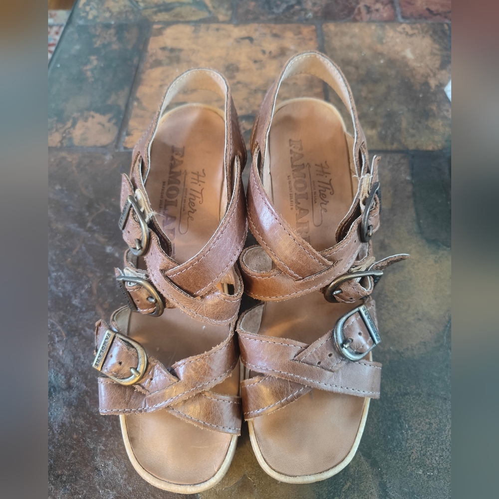 Famolare Hi-There wedge sandals size 8